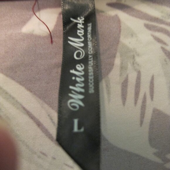 White Mark Flowing 3/4 sleeve top with 2 pockets.  burgandy white  Large - Picture 7 of 7